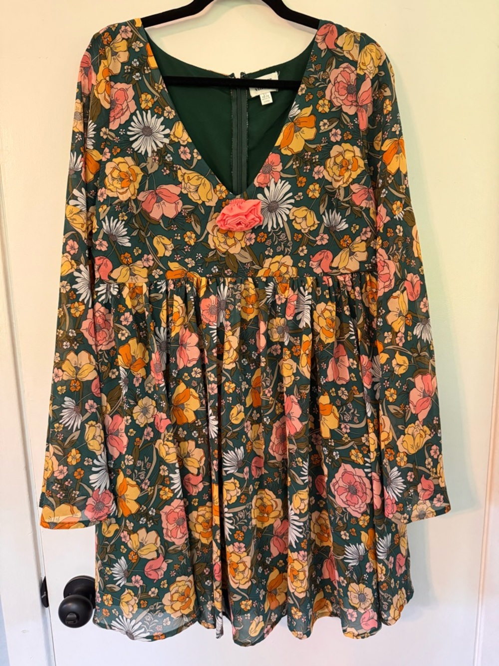 Unique Vintage Floral Long-Sleeve Green Dress with Pink & Yellow Flowers